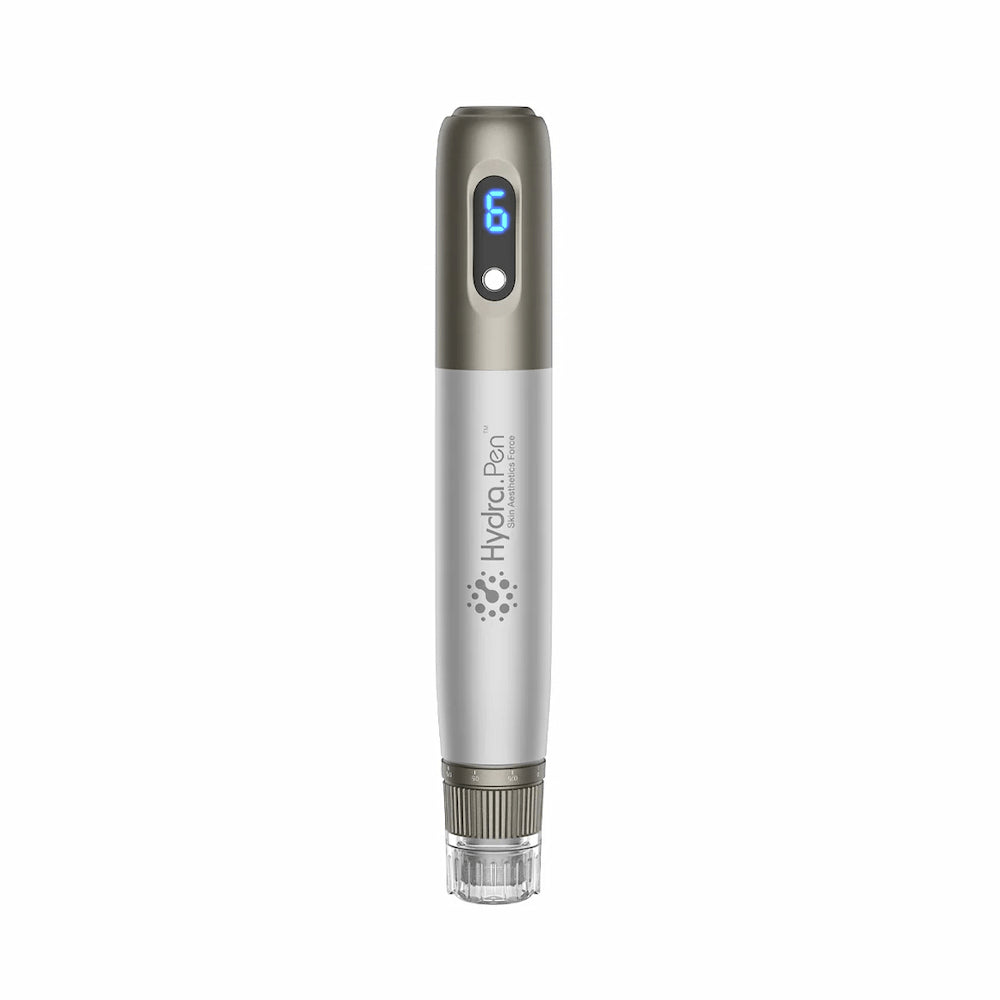 HydraPen h3 microneedling-kynä edestä katsottuna digitaalisella LED-näytöllä – ammattimainen työkalu ihon nuorentamiseen ja seerumin infuusioon.